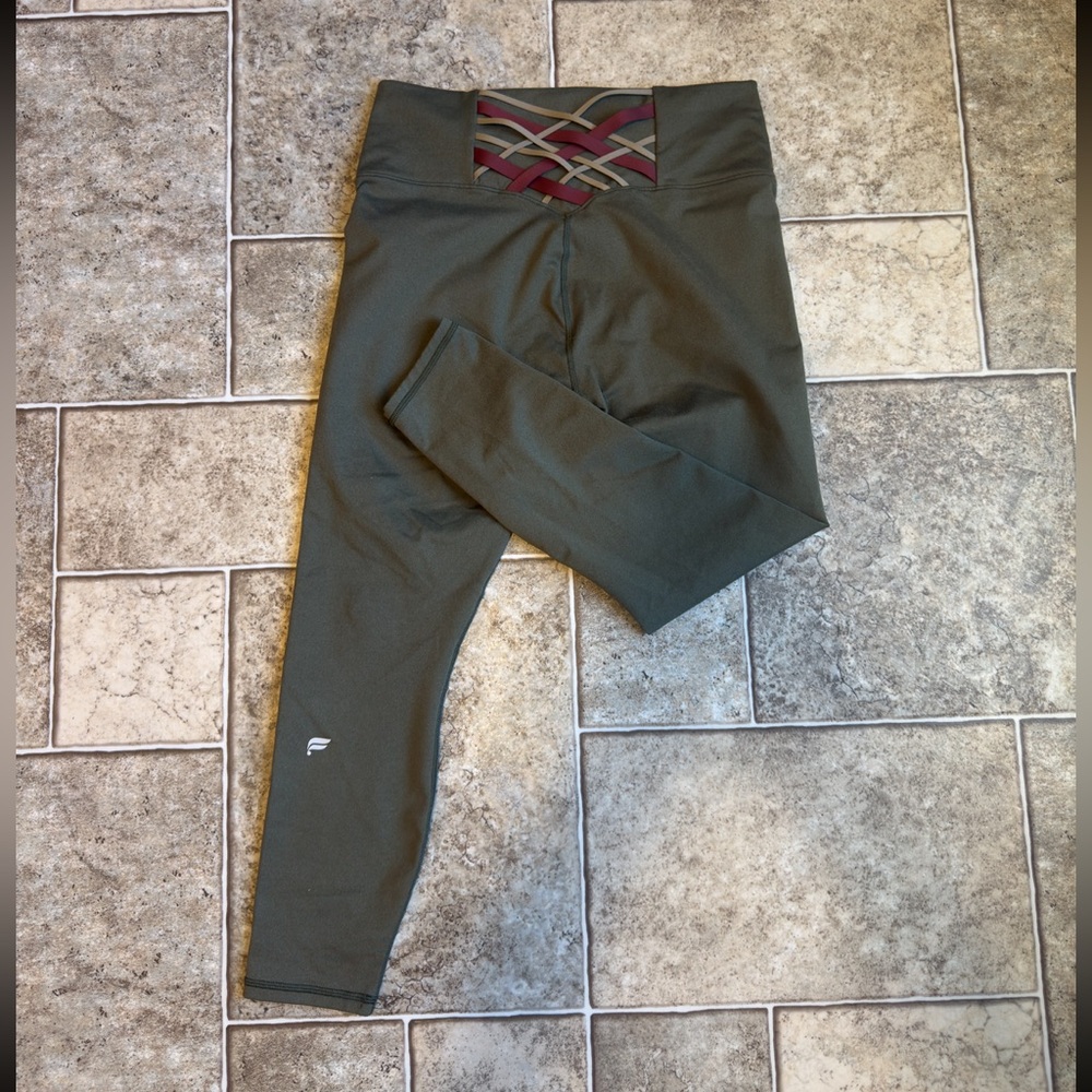Fabletics Boost Powerhold High-Waisted 7/8 Dark Moss Heather/Rustic/Dark Twill